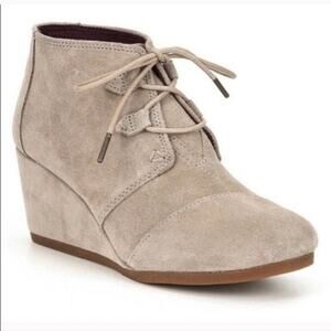 Toms Kala Desert Wedge Bootie Suede Lace Up Ankle Boot Taupe Leather Neutral